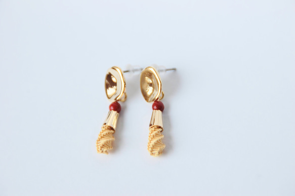 MUGI-AMI チタンピアス　ルビーレッド 5枚目の画像