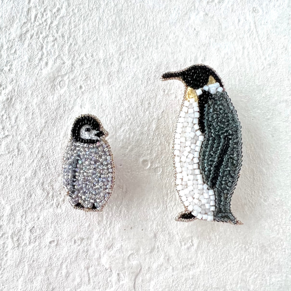 オートクチュール刺繍 皇帝ペンギン親子ブローチセット 1枚目の画像