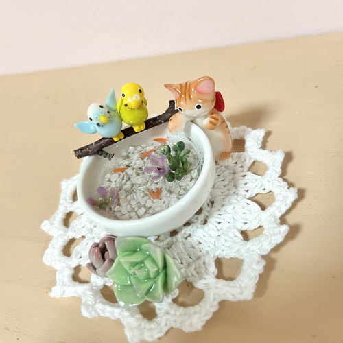 そのまま飾れる〜可愛い猫ちゃんの置物(レジンアート)樹脂粘土 多肉