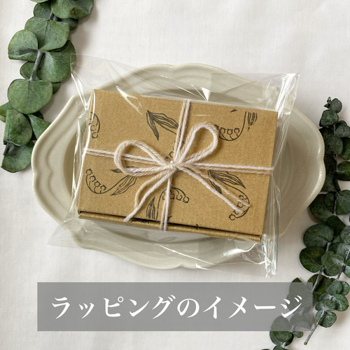3段ホットケーキの刺繍ブローチ ブローチ nomusubi 通販