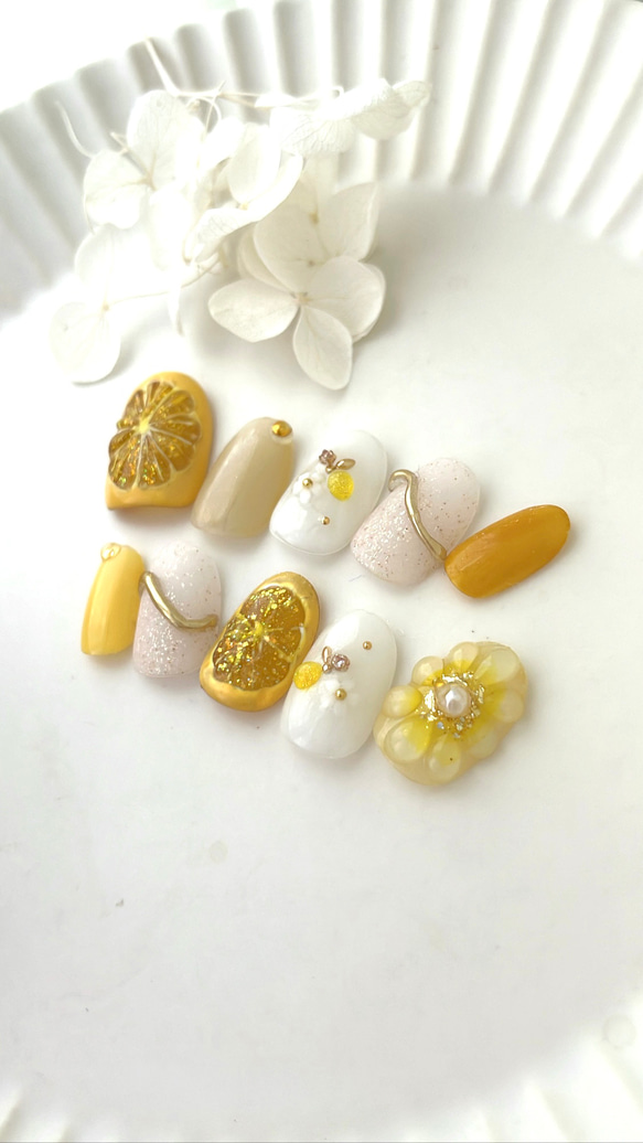 jewelry bee lemon or orange 3枚目の画像