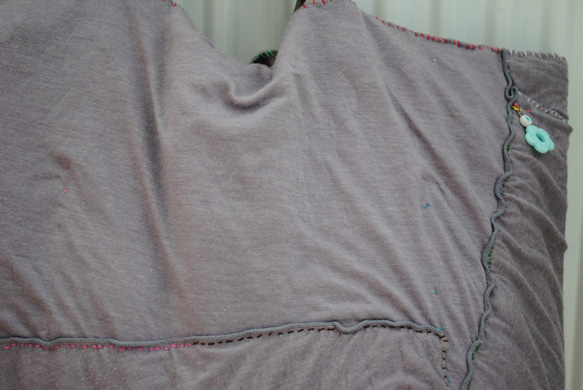 Bag   手縫いのバッグ　  布製　本革持ち手　スローファッション　ハンドメイド　1790 3枚目の画像