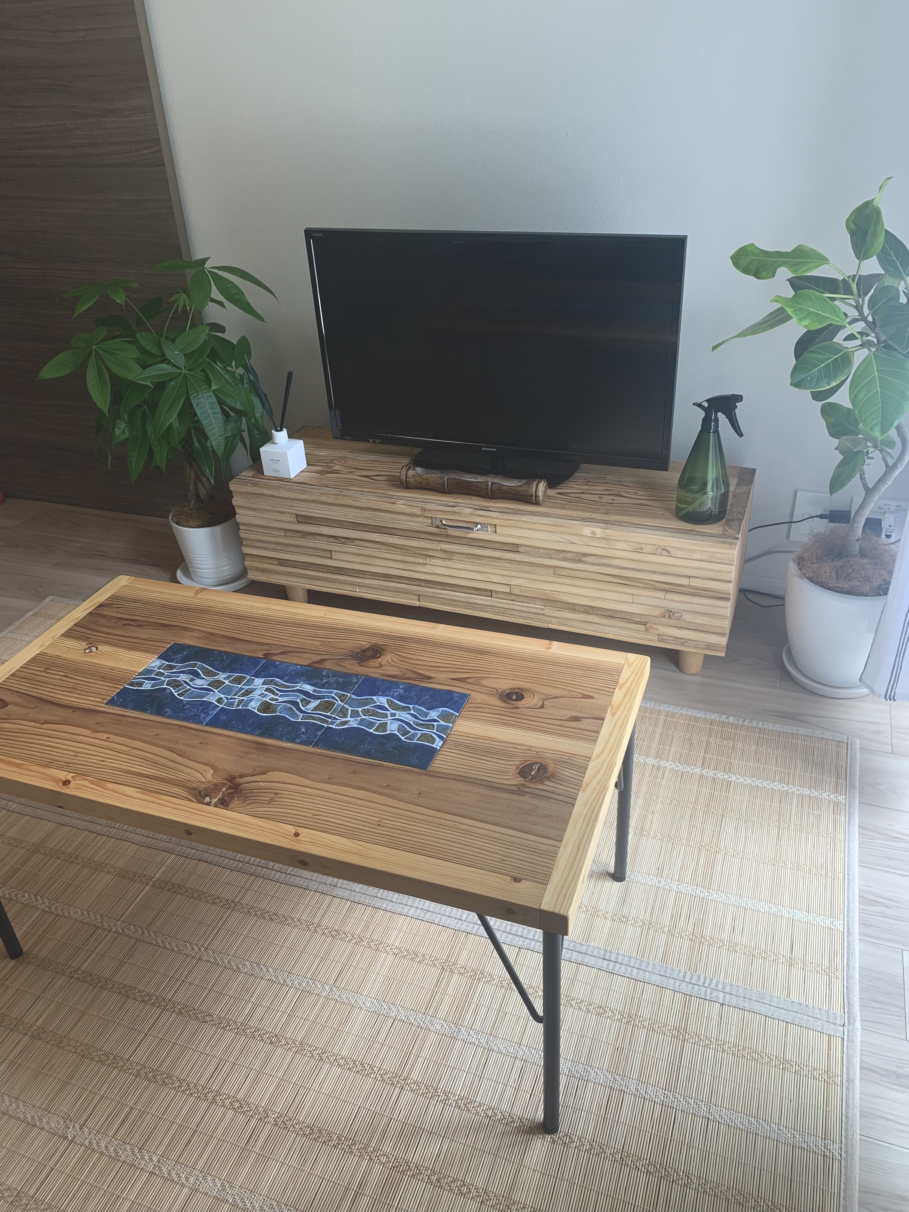 [幅85cm] ローテーブル ナチュラル モダン タイルテーブル 天然木 スチール製 美濃焼き 海を感じる