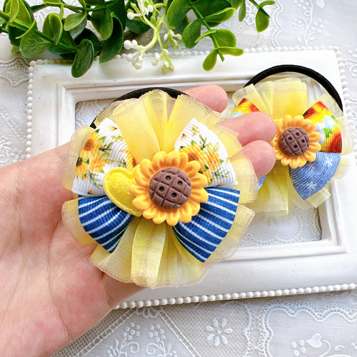 夏にピッタリ⭐︎ひまわりシュシュ　ヘアゴム　レディース　パステルオレンジ 夏にピッタリ⭐︎ひまわりシュシュヘアゴムレディースパステルオレンジ