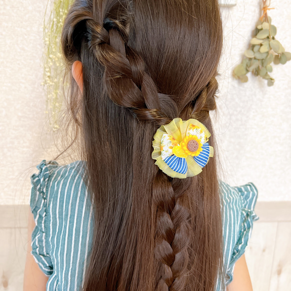 ビーズ　ヘアゴム　キラキラ　髪ゴム　キッズ　子供　ヘアアクセ　ヘアアクセサリー　夏　ひまわり　リボン　チュール　向日葵 6枚目の画像