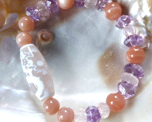 人気の天珠さん❣白双龍神天珠さんのブレスレット ブレスレット がが  