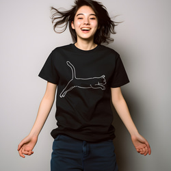 猫のシンプルな生活-私はプーマじゃない     Ｔシャツ　男女兼用 1枚目の画像