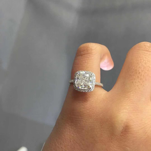 newカラー】輝く モアサナイト ダイヤモンド リング K18WG 指輪  