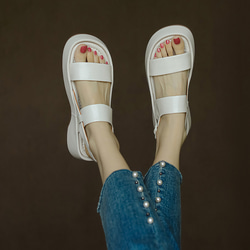 履けば履くほど足になじむ柔らかな本革使用 本革 レザー サンダル レディース 厚底 靴 ぺたんこ 軽い 柔らかい 上品 3枚目の画像