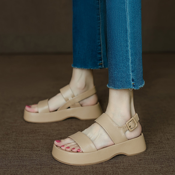 履けば履くほど足になじむ柔らかな本革使用 本革 レザー サンダル レディース 厚底 靴 ぺたんこ 軽い 柔らかい 上品 2枚目の画像