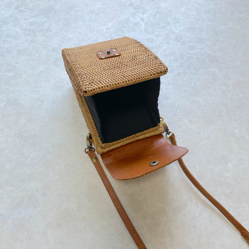 スマホショルダーでちょこっとお出かけ♪ スマホかごショルダーでちょこっとお出かけ♪ スマホポシェット