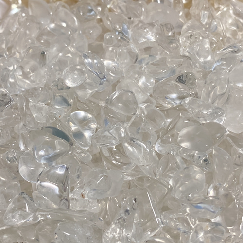 水晶 ☆さざれ石☆中粒タイプ☆100g 天然石 Welina 通販 16165084