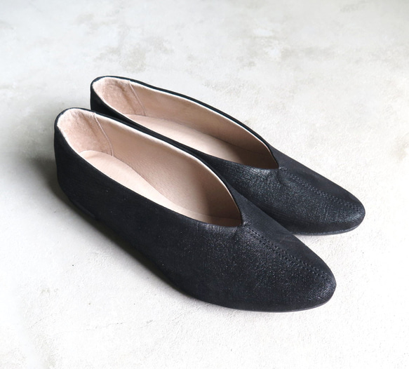 【人氣黑色系列！ ] Kasuri 黑色皮革高跟鞋❄︎日本製造❄︎ 第4張的照片