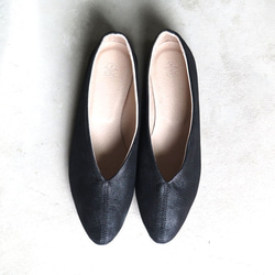 【人氣黑色系列！ ] Kasuri 黑色皮革高跟鞋❄︎日本製造❄︎ 第1張的照片