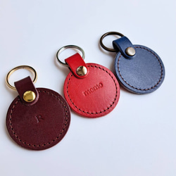 【金具が選べる丸型キーリングキーホルダー】　栃木レザー　席札　プチギフト　名入れ　ネームタグ 7枚目の画像