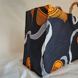 アフリカ布で作ったバンブートートバッグ 3枚目の画像