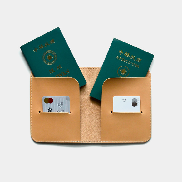 【日本語翻訳入山証明書】オリジナルカラーの牛革パスポートカバー レザーパスポートホルダーは海外旅行の必需品 5枚目の画像
