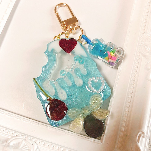 キラキラアイスキャンディシェイカー◇キーホルダー チャーム レジン