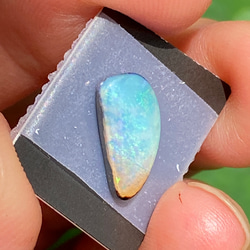 せせらぎのキラメキ♡ナチュラルボルダーオパール ルース 03 天然石 天然色 14枚目の画像