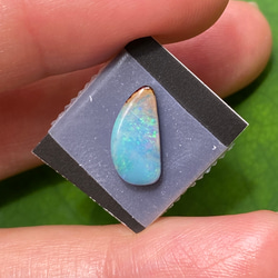 せせらぎのキラメキ♡ナチュラルボルダーオパール ルース 03 天然石 天然色 6枚目の画像