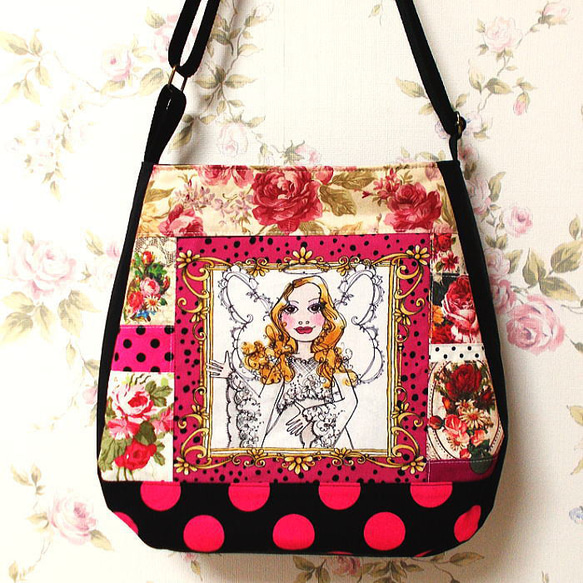ロラライハリス♡ブラックパッチデニム♡刺繍のバッグ