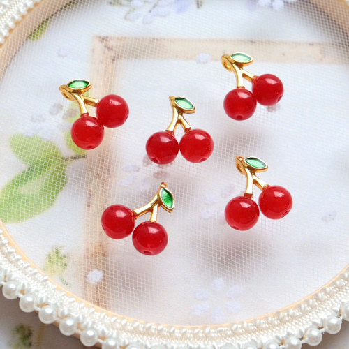 新作☆さくらんぼ、チェリーのチャーム チャーム handmade