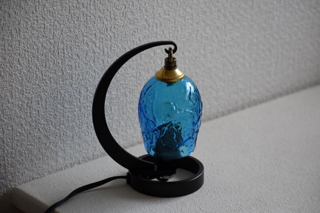 ◆送料無料◆吹きガラス卓上ランプ　鉄スタンド（ミニ）【アイスカット　スカイ】