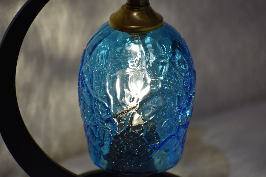 ◆送料無料◆吹きガラス卓上ランプ　鉄スタンド（ミニ）【アイスカット　スカイ】