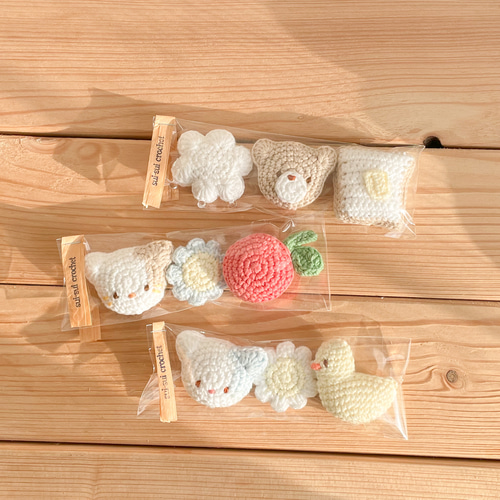 あみぐるみのマグネットセット[ネコ・お花・りんご あみぐるみのマグネットセット[ネコ・お花・りんご