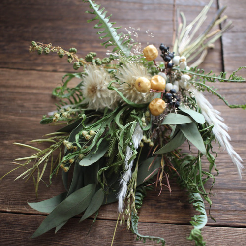 フィリカを使った初夏のグリーンスワッグ＊ミニスワッグ◎約30センチ  