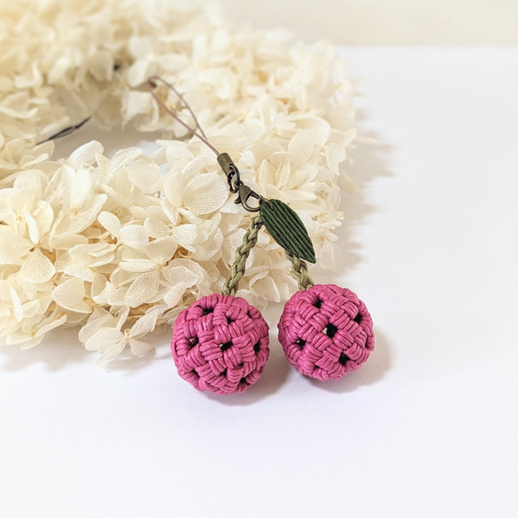 サクラ様ご依頼品 ハンドメイドチャーム7点おまとめ サクラ様ご依頼品 ハンドメイドチャーム7点おまとめ サクラ様ご