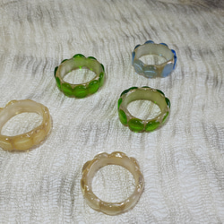 銀箔をはさんだブルーガラスのリング 4枚目の画像