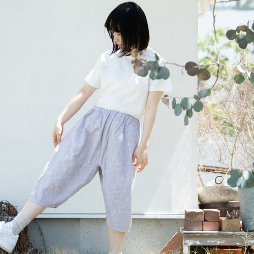 Organic Cotton ゆったり7分丈パンツ ラベンダー染め【葉模様生地