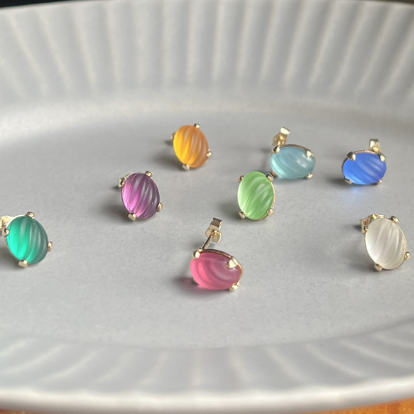 ≪14kgf≫vintage swarovski  フロストガラス　一粒ピアス　8色 2枚目の画像