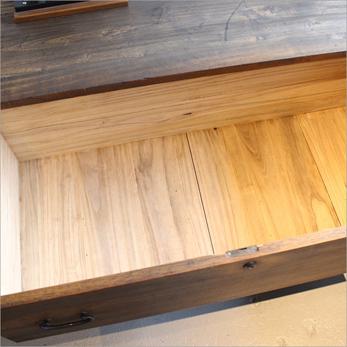 古い和箪笥をリメイクした 和モダンチェスト｜杉×桐の2段収納家具