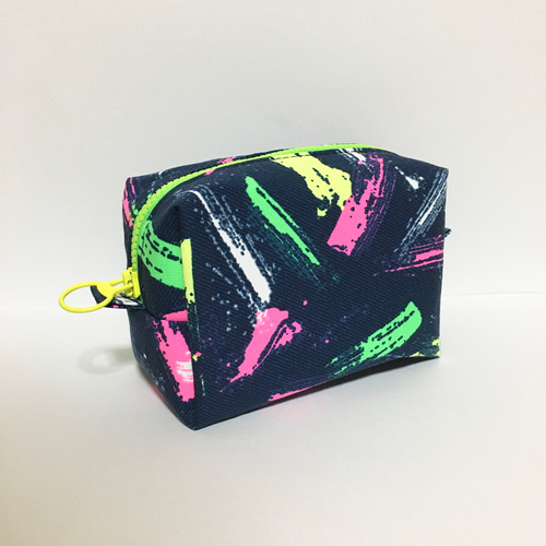 ハンドメイドブラックデニムポーチ!?ペンケース!?蛍光ペンサイズ