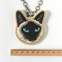 ビーズ刺繍◆猫のバッグチャーム＊シャム 14枚目の画像