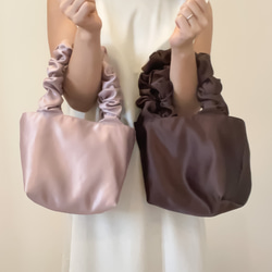 サテンミニトートバッグ（ブラウン） トートバッグ heartofhearts 通販