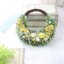 造花リース│黄色いミニバラ│アーティフィシャルフラワー｜両親贈呈品 10枚目の画像