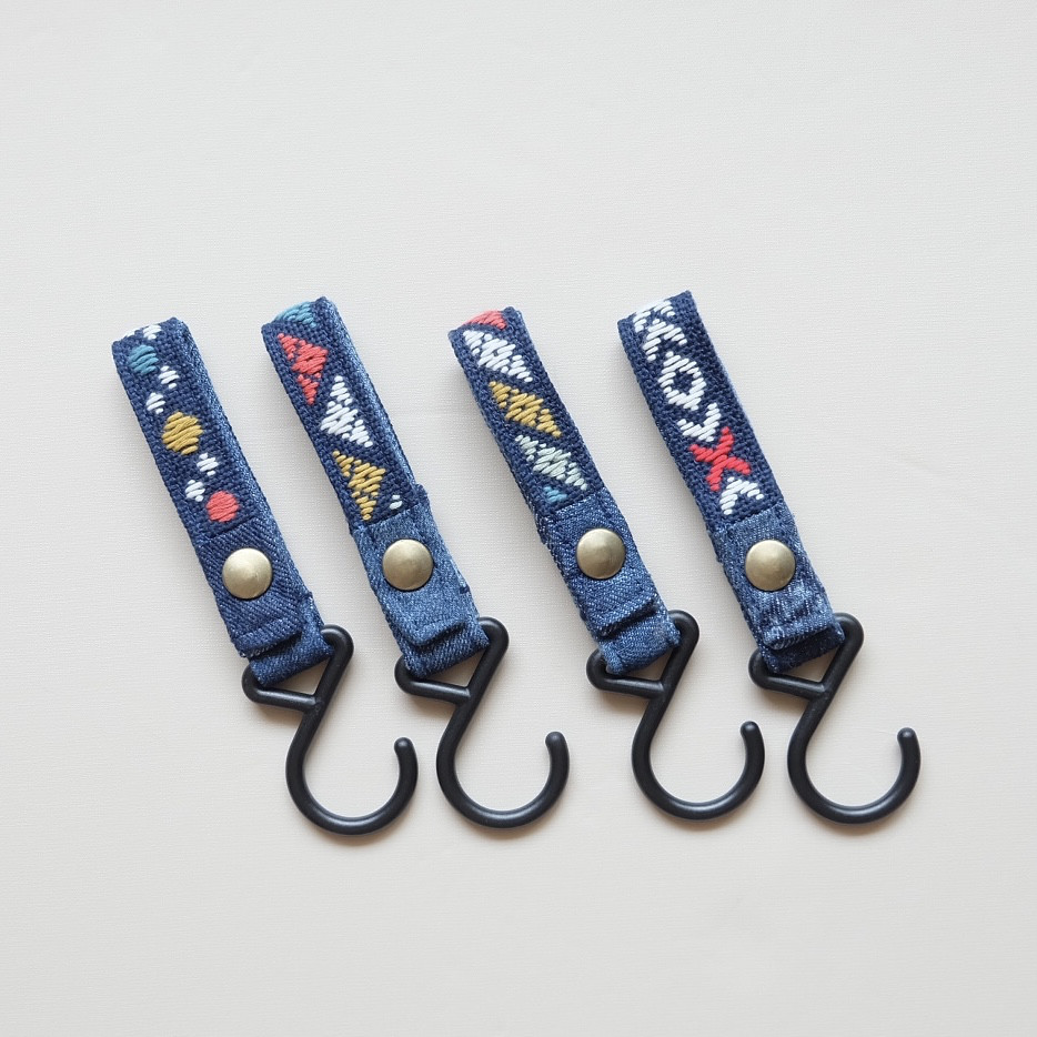 【特集掲載】セットでお得♫こぎん刺しアウトドアフック☺︎4個セット【キャンプ☺︎刺繍】デニムリメイク☺︎ハンガーフック