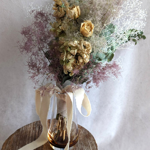 アンティークなドライフラワーがお好きな方へ エクリュな薔薇や紫陽花