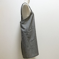 かぶるだけエプロン☆先染綿麻スペックでカジュアルに！（ブラック） 3枚目の画像