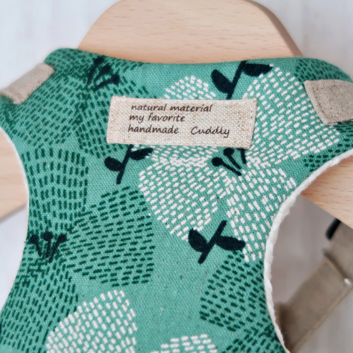 犬用 ❁エプロンハーネス❁ 北欧風お花柄 カラー：ミントグリーン