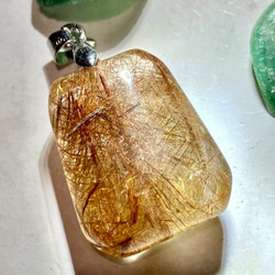 糸魚川 ✨ 翡翠 原石 ジェダイド タンブル 天然石 東洋占星術師の娘