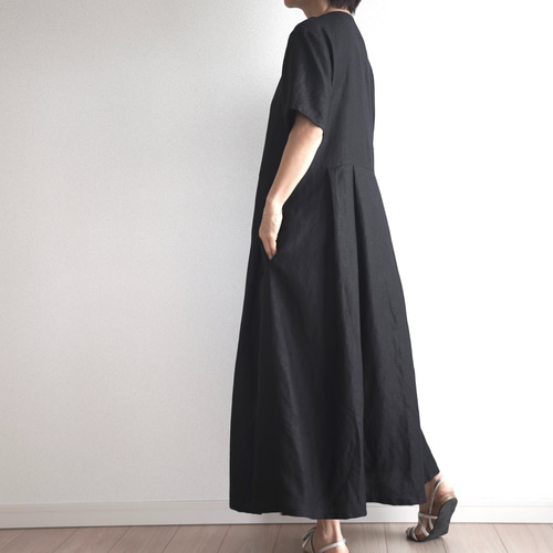 PLEATS PLEASE　前ボタン開き ワンピース 前開きボタン/ウエストゴム/ベルト付】変形ドット柄ワンピース