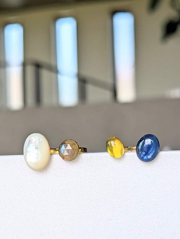 稀有天然石黃色葡萄石和藍色藍晶石民間戒指（銀色可用） 第7張的照片