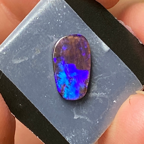 30.01ct ソ付き 天然 ボルダーオパール ルース 遊色効果抜群- 