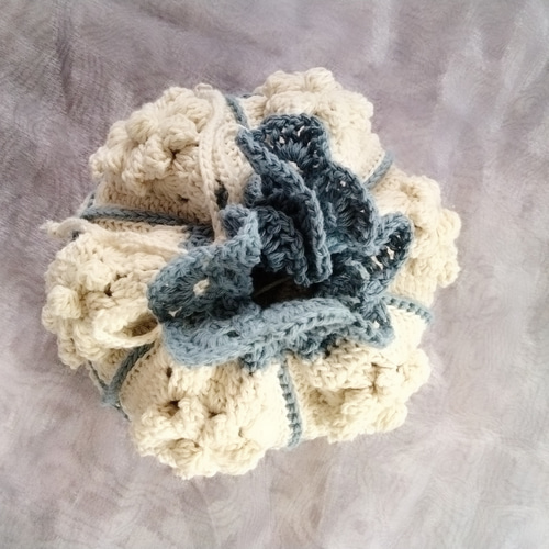 1日後発送】ぷっくりお花ポーチ.巾着かぎ針編み／ハンドメイド／ギフト