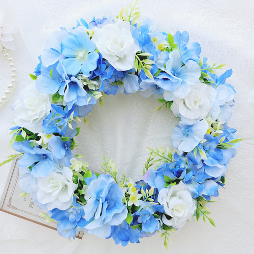 幸福をふりまく水色リース(28㎝) 造花 フェミニン ナチュラル あじさい  