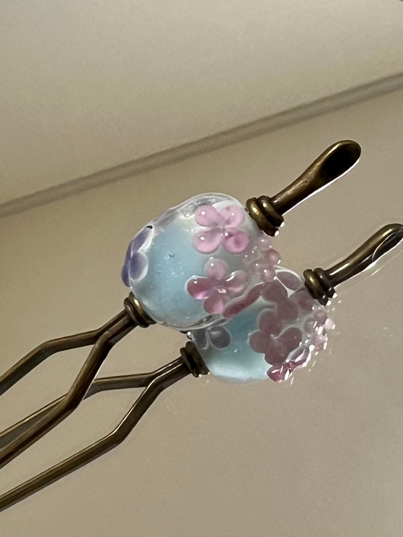 とんぼ玉かんざし　山紫陽花(ピンク×パープル) 4枚目の画像